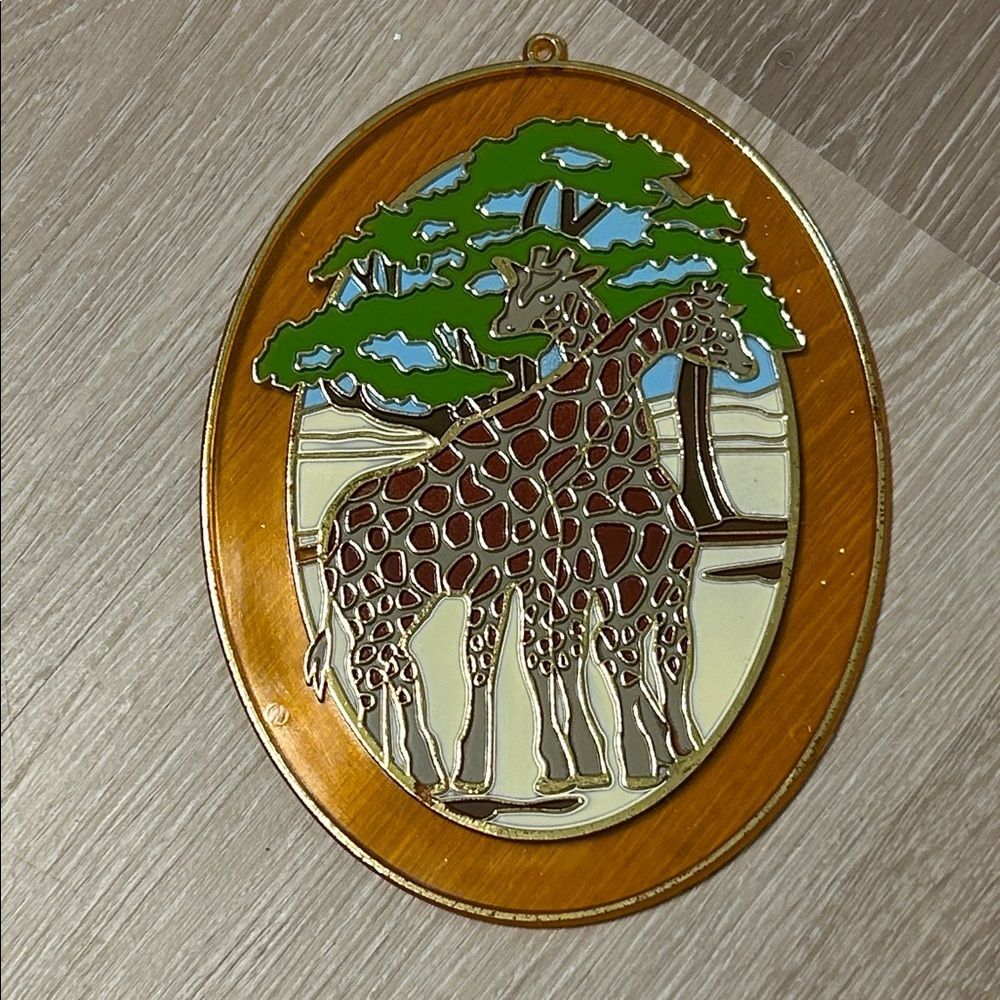 Heritage Pottery African Wildlife Giraffe Suncatcher - Green & Gold